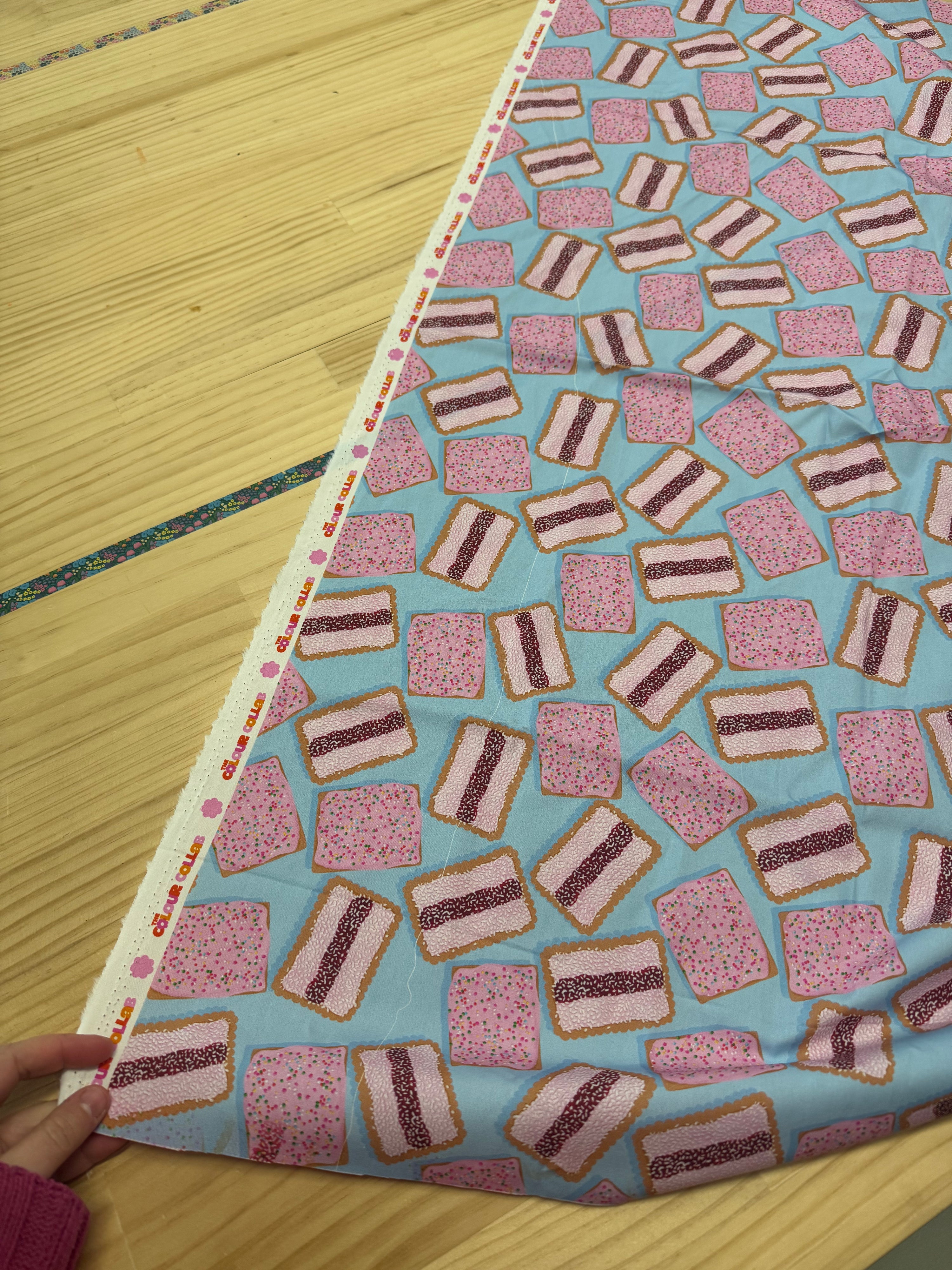 Iced Vovos & Sprinkle Biscuits - 1m - Cotton Woven - Midi -  FAULTS