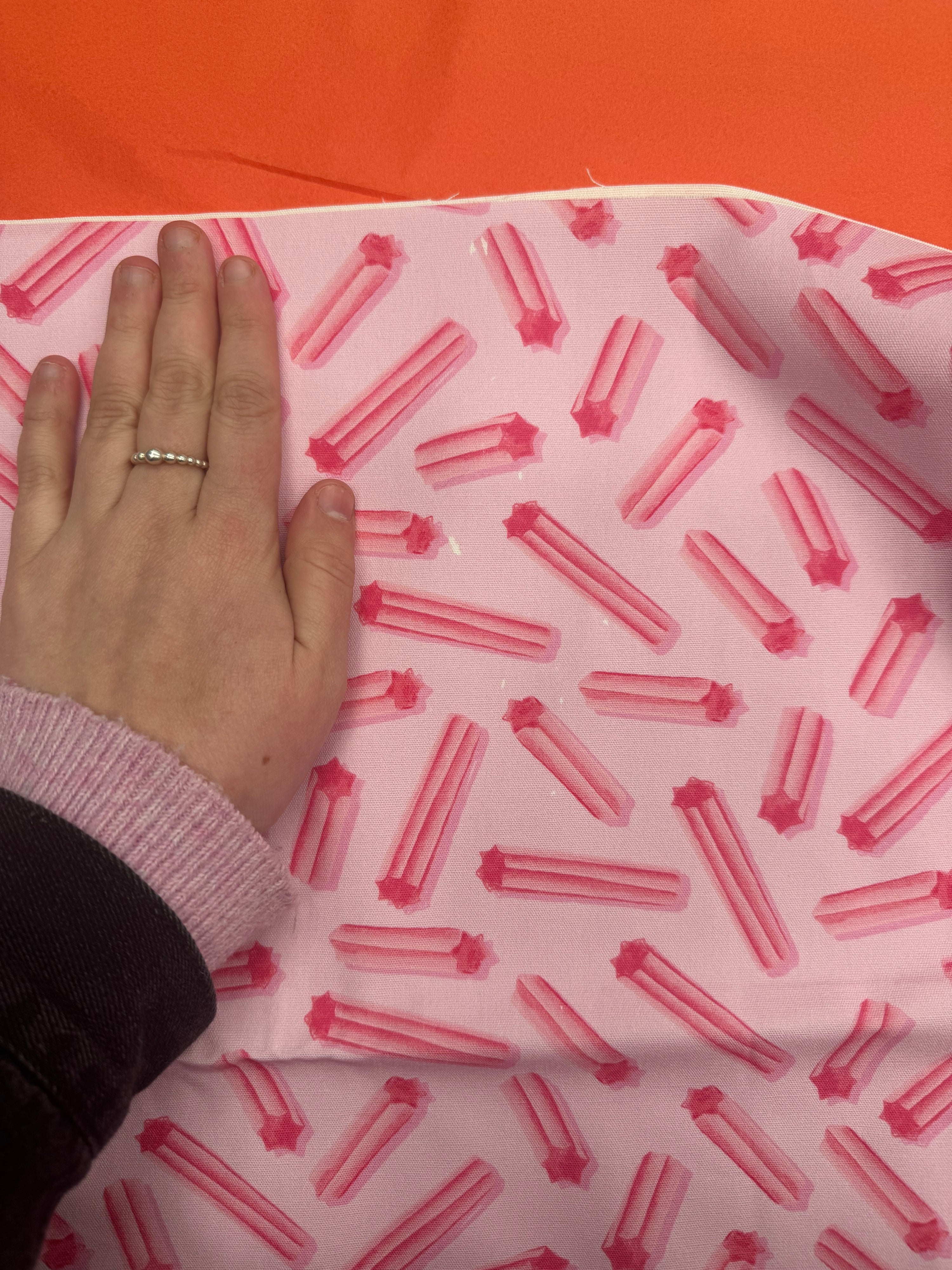 Musk Sticks (Pink) - 1m - 250 Canvas - Midi - FAULTS