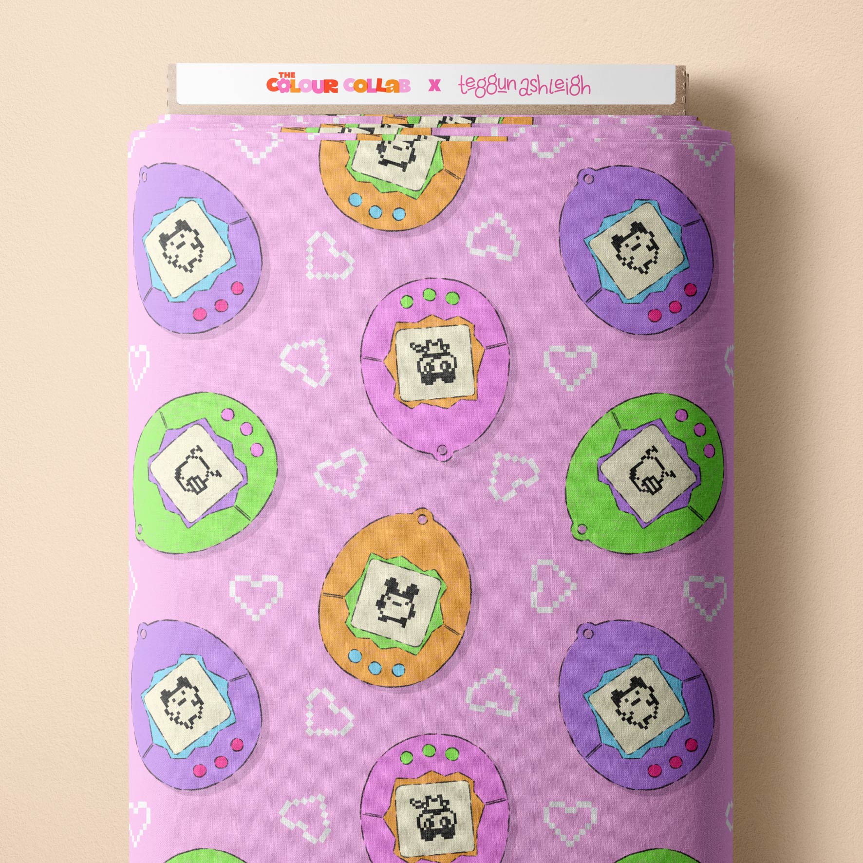 Preorder: Tamagotchi (Pink)